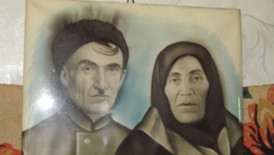 Маргиев Никала и его супруга Багиаева Нинуцка.
